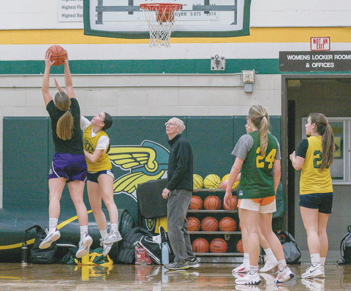  The Grosse Pointe North varsity girls basketball team holds a practice Jan. 23 before its game against Macomb Area Conference-Red rival Macomb L’Anse Creuse North on Jan. 25 at L’Anse Creuse North High School. The game took place after press time. 