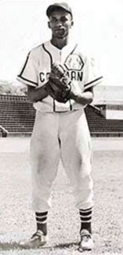  Ron Teasley suited up for the Carman Cardinals from 1949 to 1950, hitting around .300 and making the All-Star team, but the league never received the proper recognition of MLB scouts. 