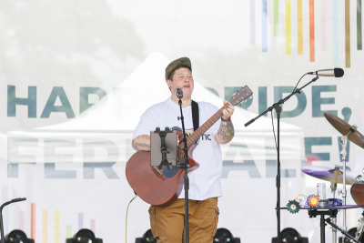  Acoustic Ash opens the entertainment at Ferndale Pride. 