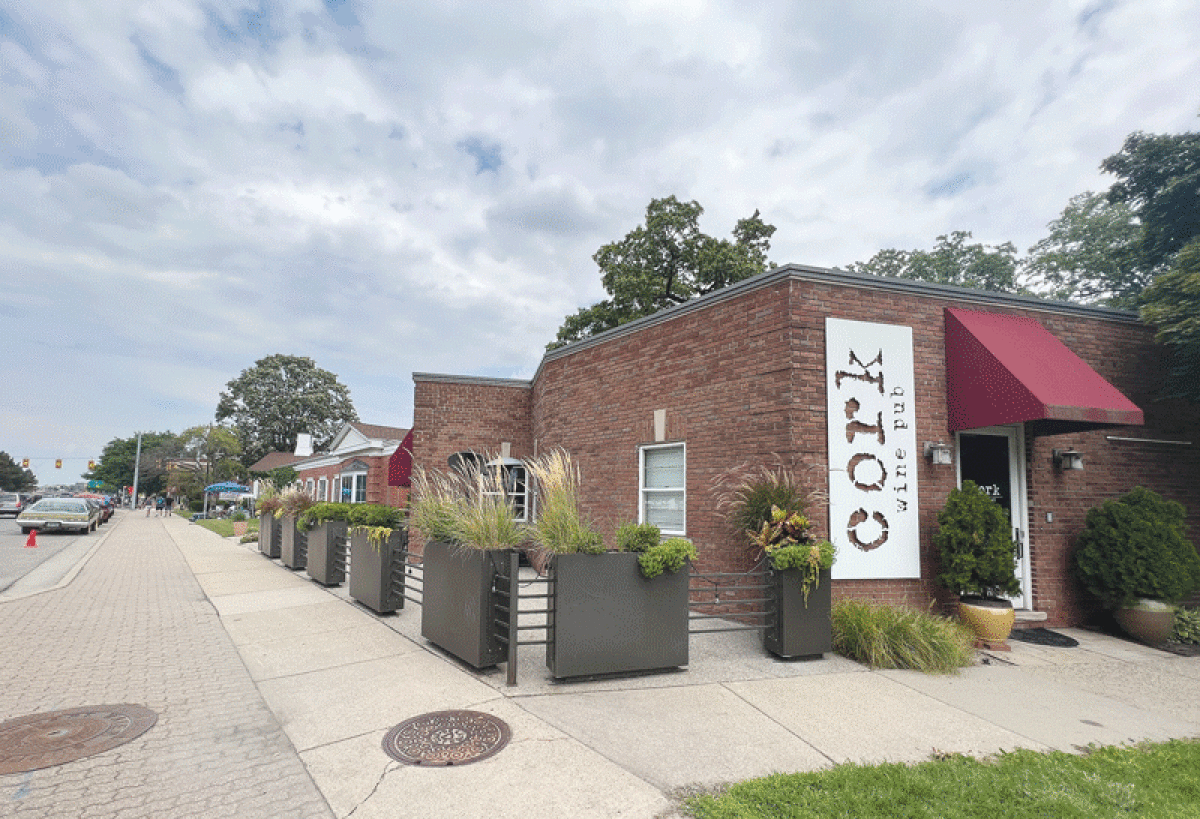  The Pleasant Ridge City Commission recently passed a six-month moratorium on drive-thru facilities. During that time, the Planning Commission will study the possible effects on the city’s multimodal streetscape and propose an ordinance to regulate drive-thrus.  