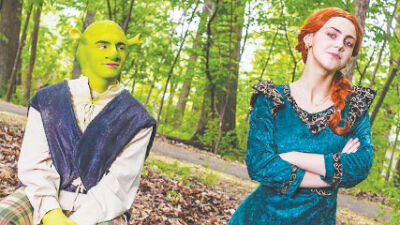  ‘Shrek the Musical Jr.’ cast prepares for curtain call 