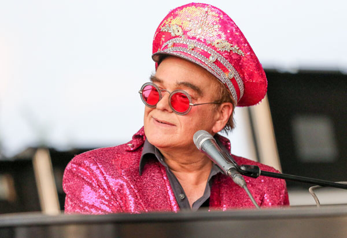  Ron Foss, also known as Captain Fantastic Detroit, has been an Elton John fan since he was a kid and has a lot of fun portraying the singer-songwriter. 