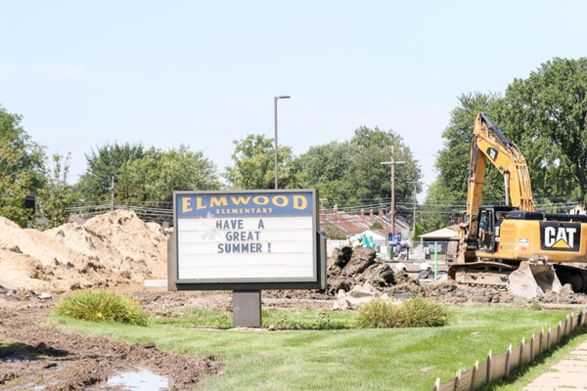  Elmwood Elementary School in the South Lake Schools district is getting an upgrade to its bus loop. 