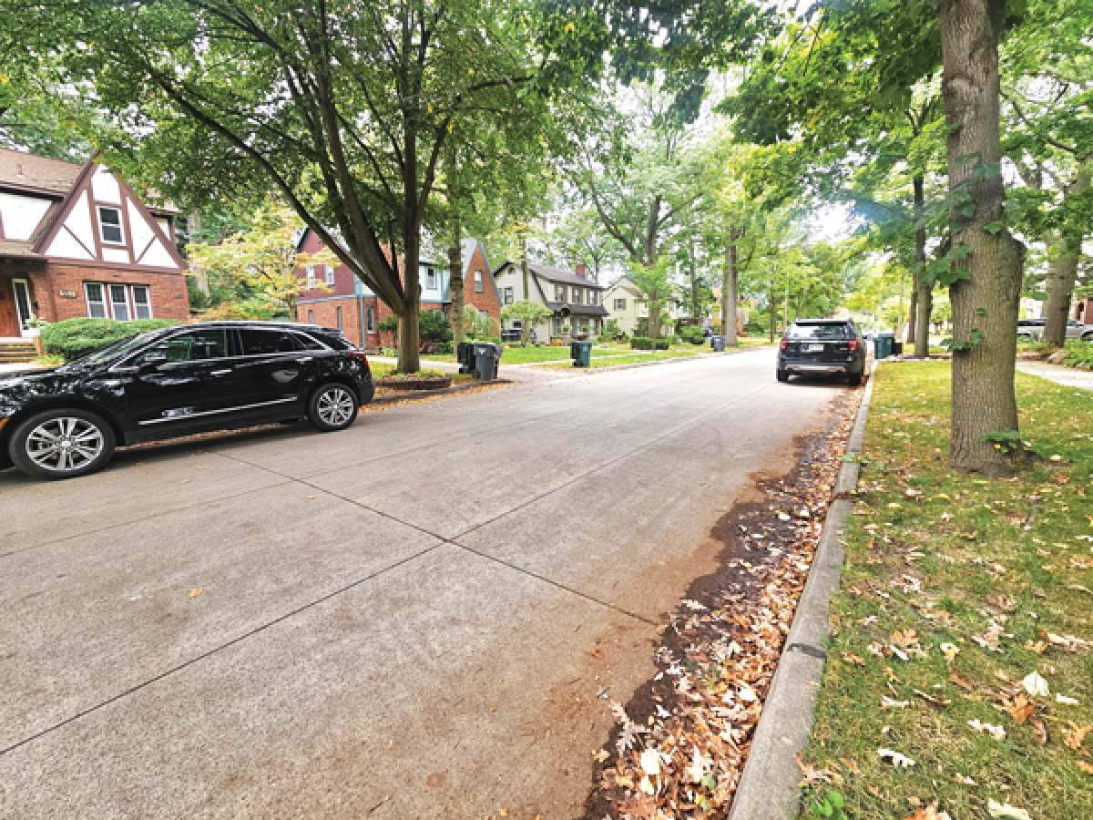  After a trial basis, the city of Pleasant Ridge has decided to permanently move forward with two-side parking on Sylvan Avenue. 