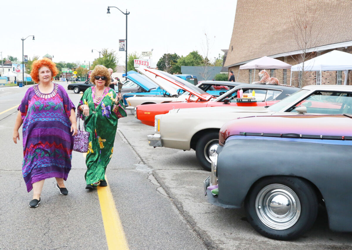  Cara Arildsen, left, organized a Mrs. Roper Romp Sept. 28 at the Jammin’ at the Junction classic car show in Roseville. Joining her was Beverly Flaton, right. 