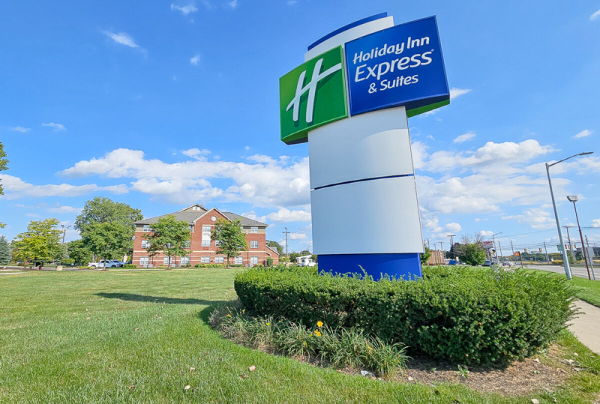  The Holiday Inn Express & Suites, 25100 Northwestern Highway, was approved by the City Council to be used as veteran housing for Tunnels to Towers. 