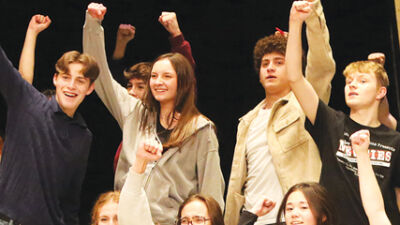  ‘Newsies’ presents new  challenge for Dakota players 